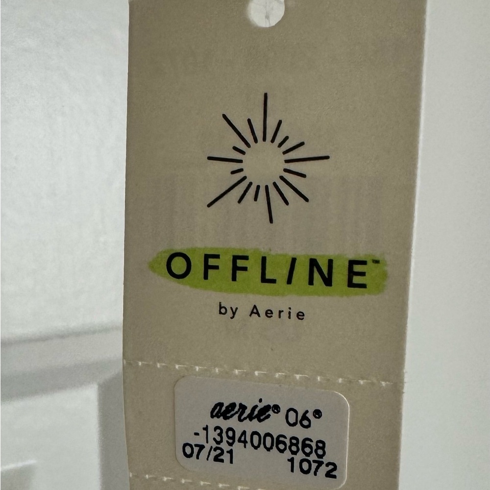 NWT Offline By Aerie Sports Bra Size M‎ - Picture 5 of 7